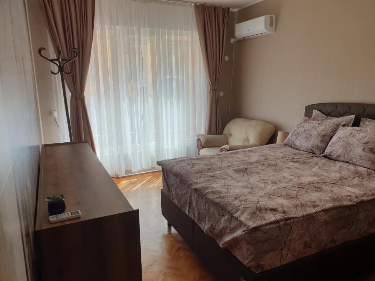 Apartment The Room Burgas Exterior foto